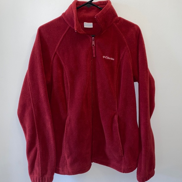 Columbia Jackets & Blazers - Red Fleece Columbia zip up jacket with zipped pockets